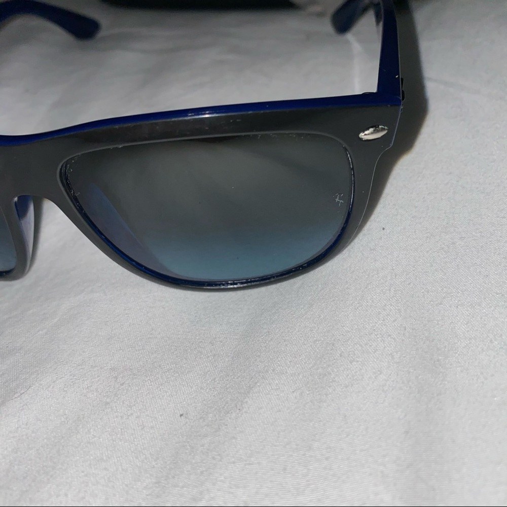 Ray Ban with case and cloth - Picture 5 of 6